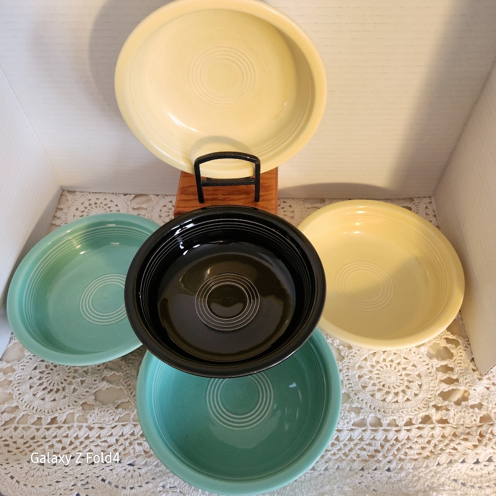 5PC  Fiesta Turquoise and Soft Yellow Dinnerware Set